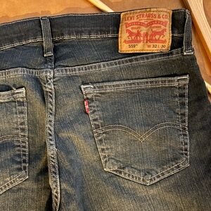 Levi’s 557 Jeans